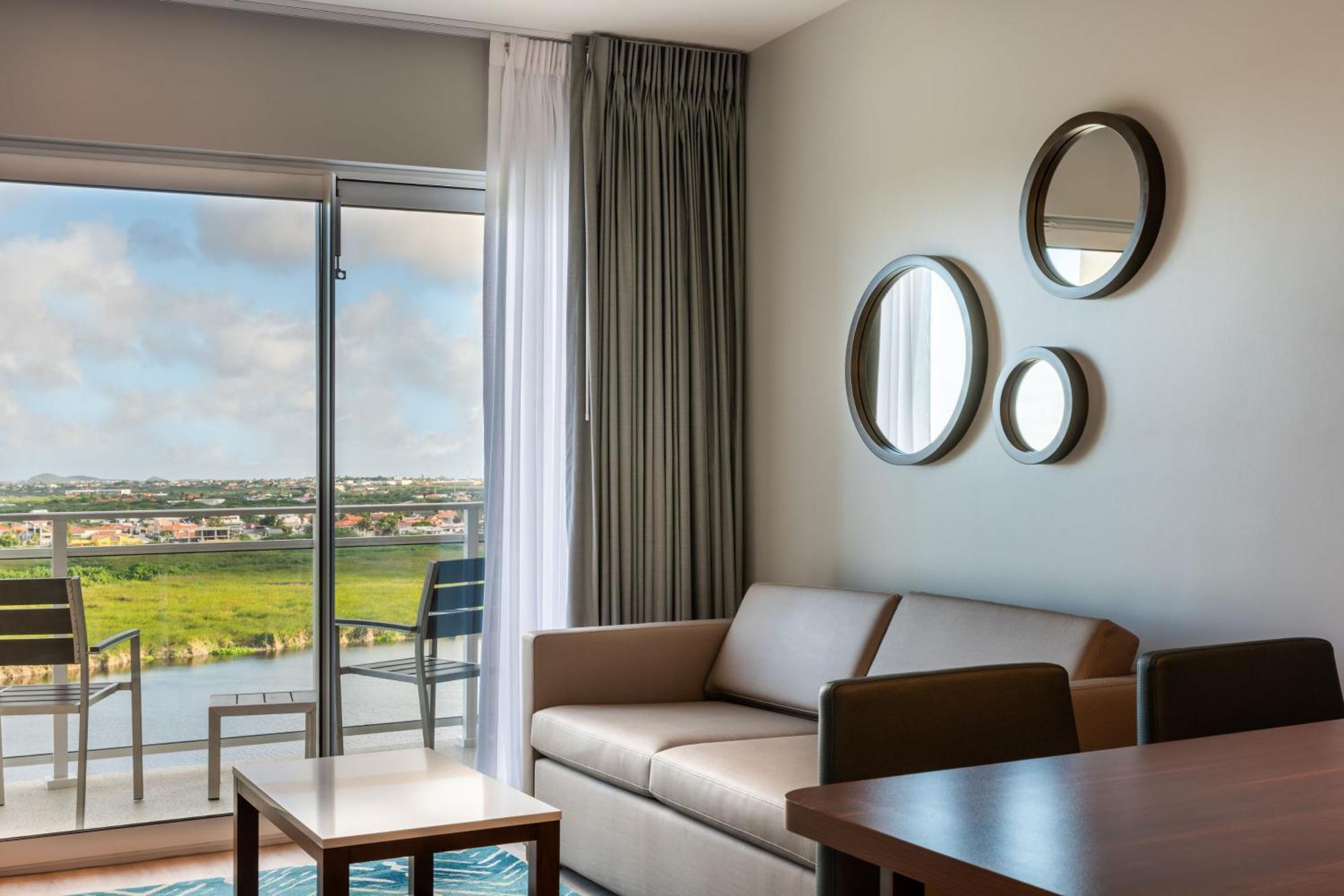 Embassy Suites By Hilton Aruba Beach Resort Παλμ Μπιτς Εξωτερικό φωτογραφία